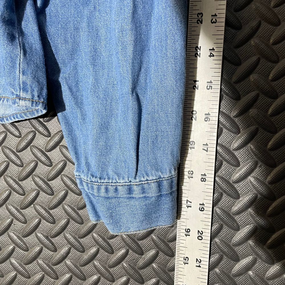 Warner Bros. Tweety Light Blue Denim Button-Down Shirt Red Plaid Collar Floral - Picture 6 of 6